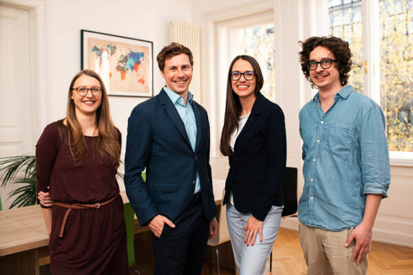 Team der Sprachschule Dialog in Wien